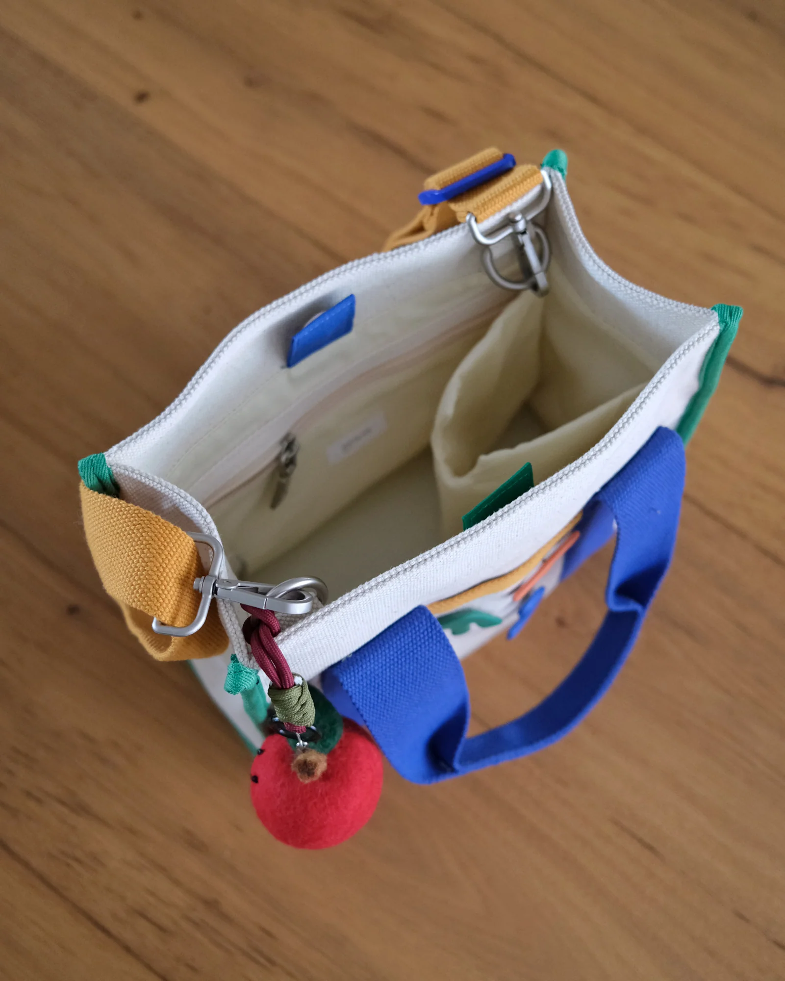 No.1 Medium Tote Bag v3 - Image 11