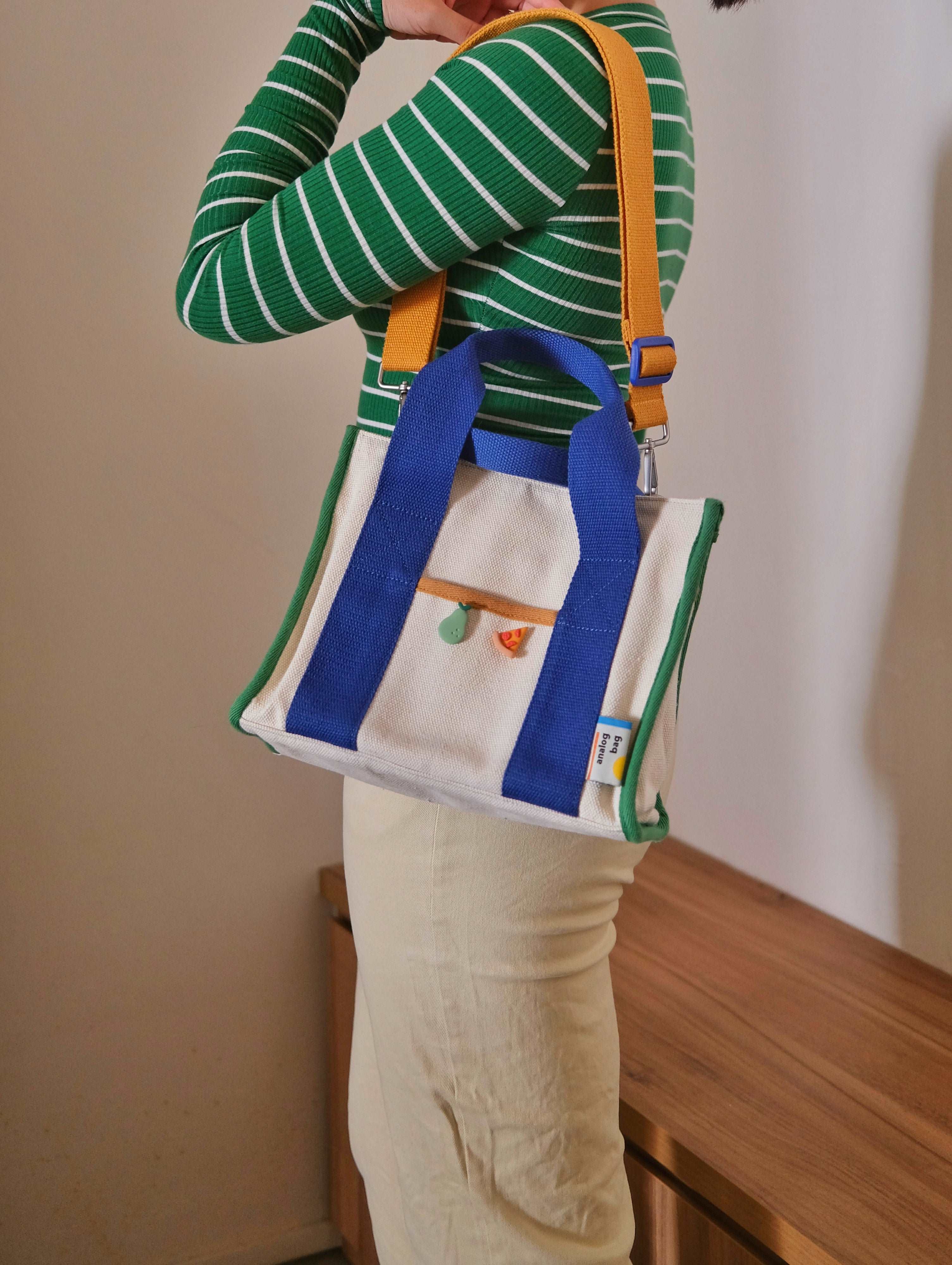No.10 Medium Tote Bag v3 - Image 6