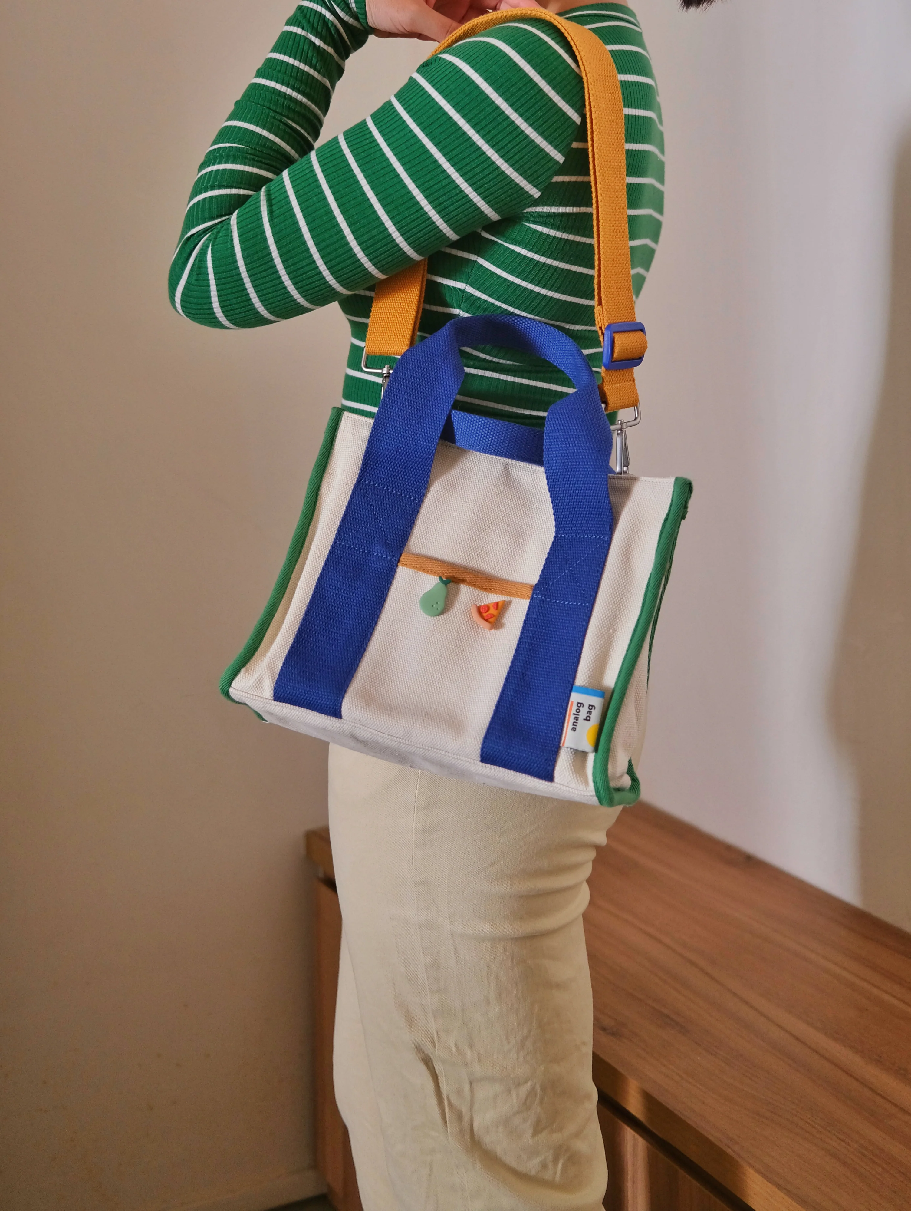 Analog No.16 Medium Tote Bag (Limited Edition) - Image 7