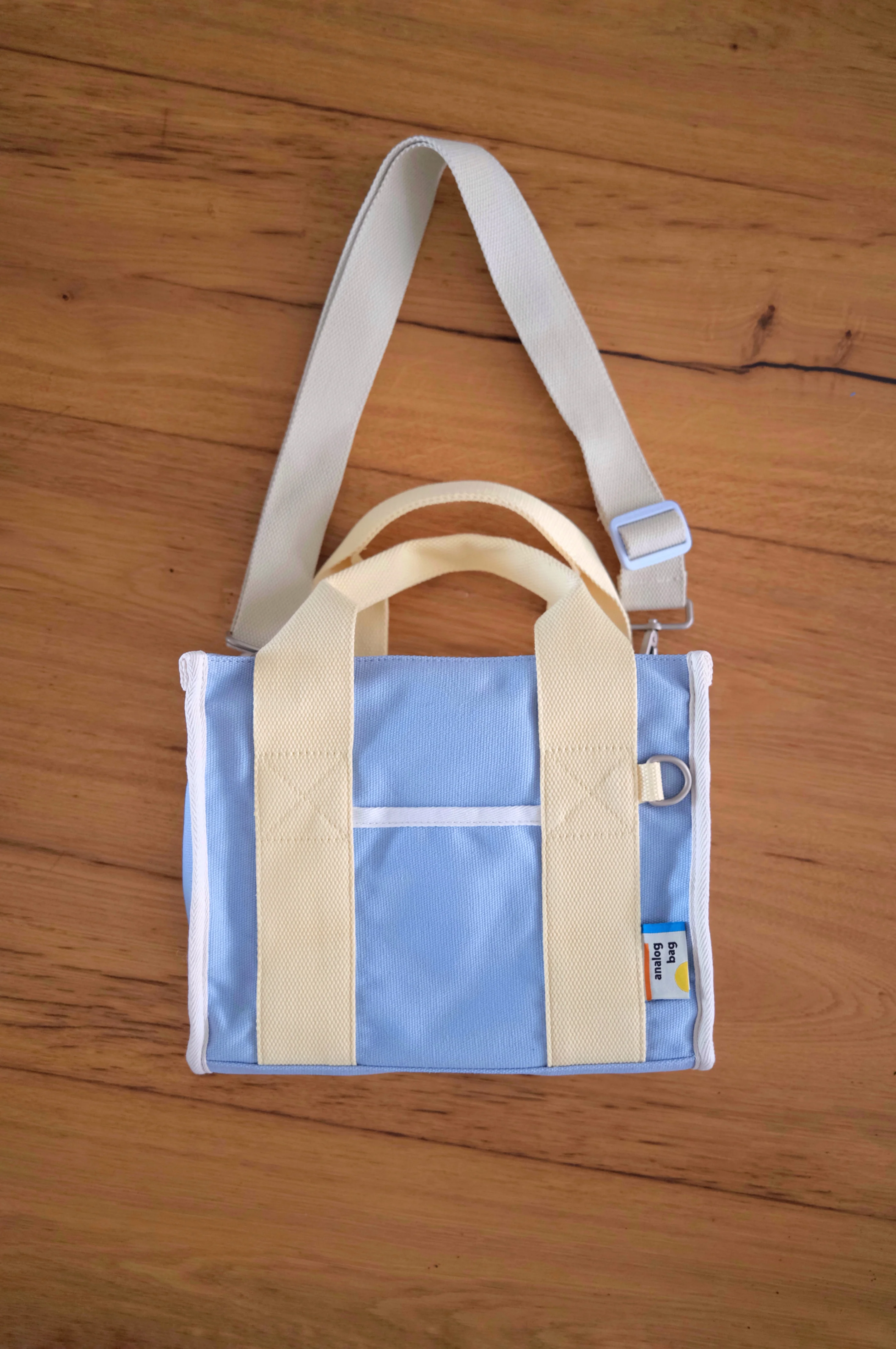 No.17 Medium Tote Bag v3 - Image 10