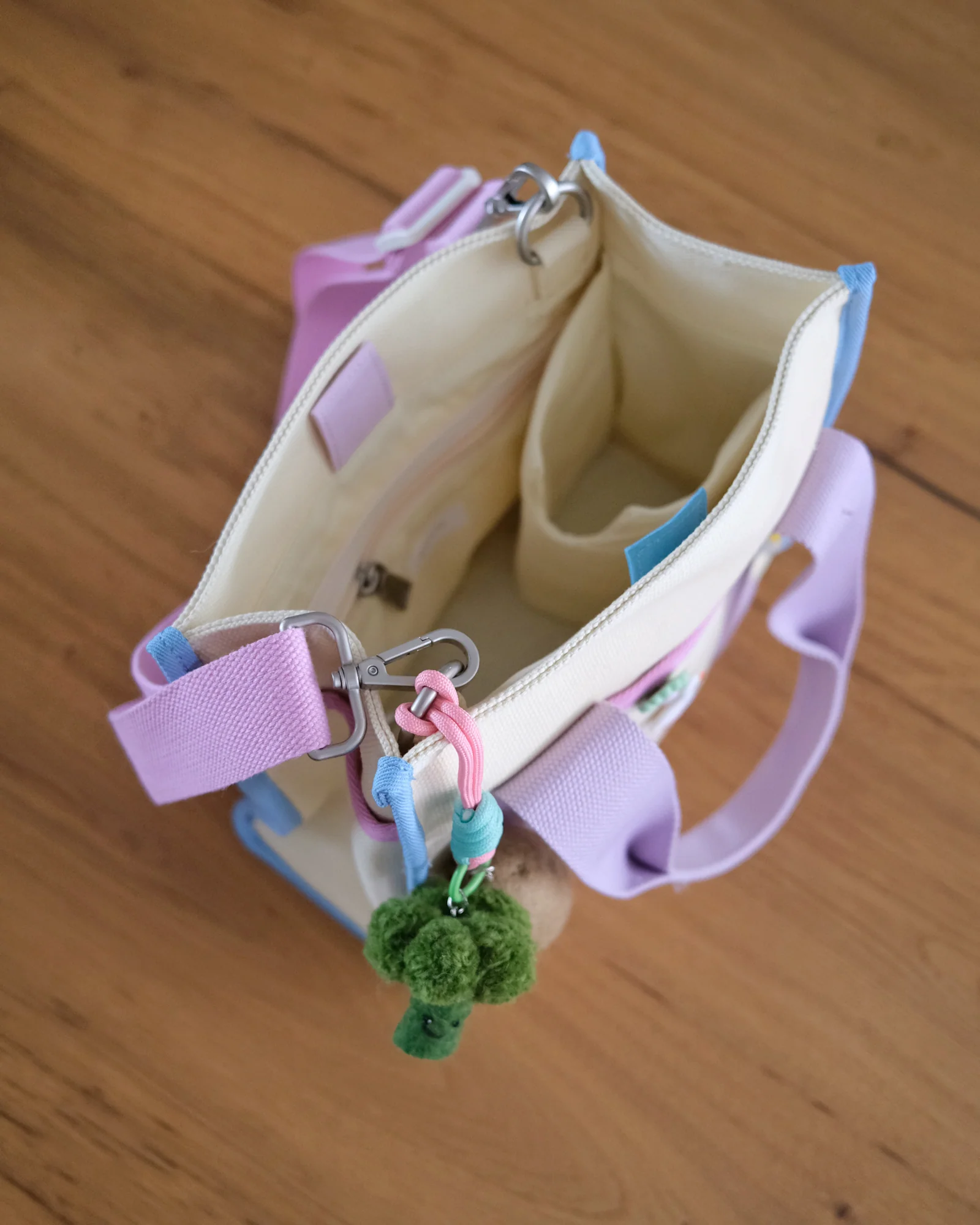 Analog No.19 Medium Tote Bag (Water Repellent Canvas) v2 - Image 6